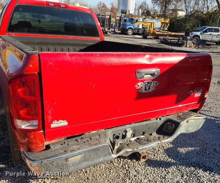 image for item MJ9522 2003 Dodge Ram 2500  Quad Cab pickup truck