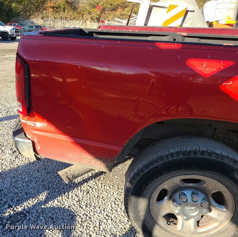 image for item MJ9522 2003 Dodge Ram 2500  Quad Cab pickup truck