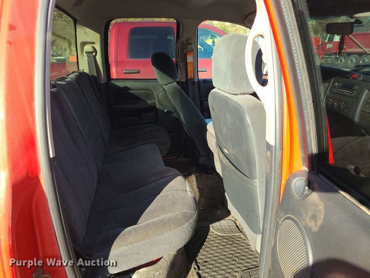 image for item MJ9522 2003 Dodge Ram 2500  Quad Cab pickup truck