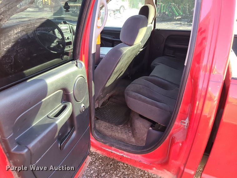 image for item MJ9522 2003 Dodge Ram 2500  Quad Cab pickup truck