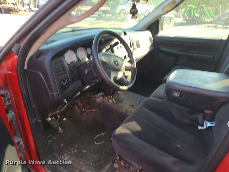 image for item MJ9522 2003 Dodge Ram 2500  Quad Cab pickup truck