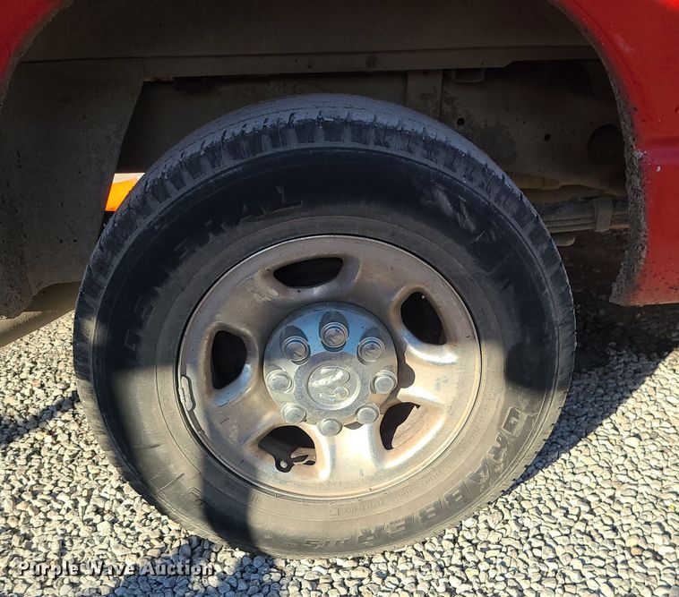 image for item MJ9522 2003 Dodge Ram 2500  Quad Cab pickup truck