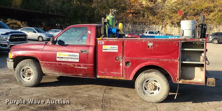 image for item MJ9523 1994 Dodge Ram 2500  utility bed pickup truck