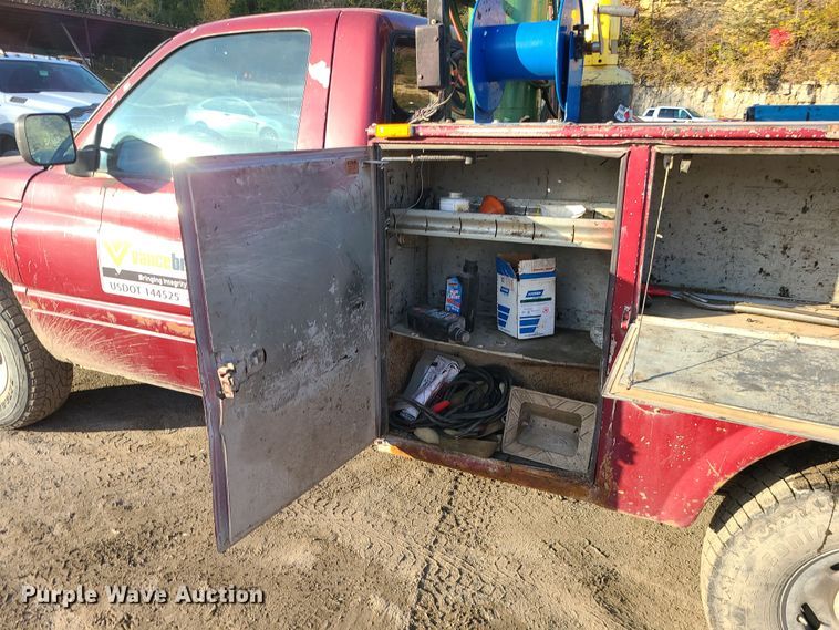 image for item MJ9523 1994 Dodge Ram 2500  utility bed pickup truck
