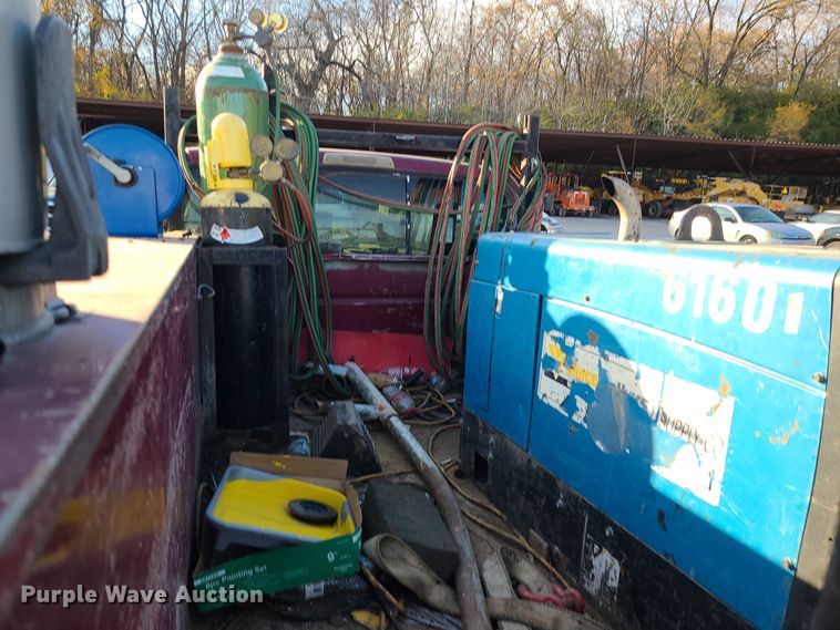 image for item MJ9523 1994 Dodge Ram 2500  utility bed pickup truck