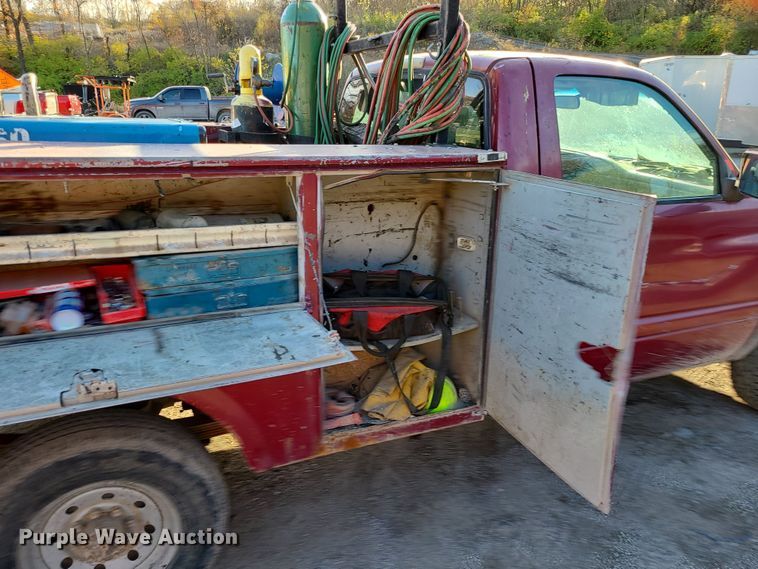 image for item MJ9523 1994 Dodge Ram 2500  utility bed pickup truck