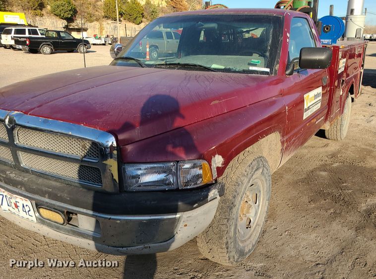 image for item MJ9523 1994 Dodge Ram 2500  utility bed pickup truck