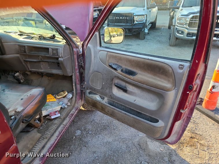 image for item MJ9523 1994 Dodge Ram 2500  utility bed pickup truck