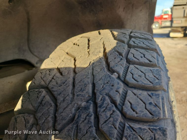 image for item MJ9523 1994 Dodge Ram 2500  utility bed pickup truck