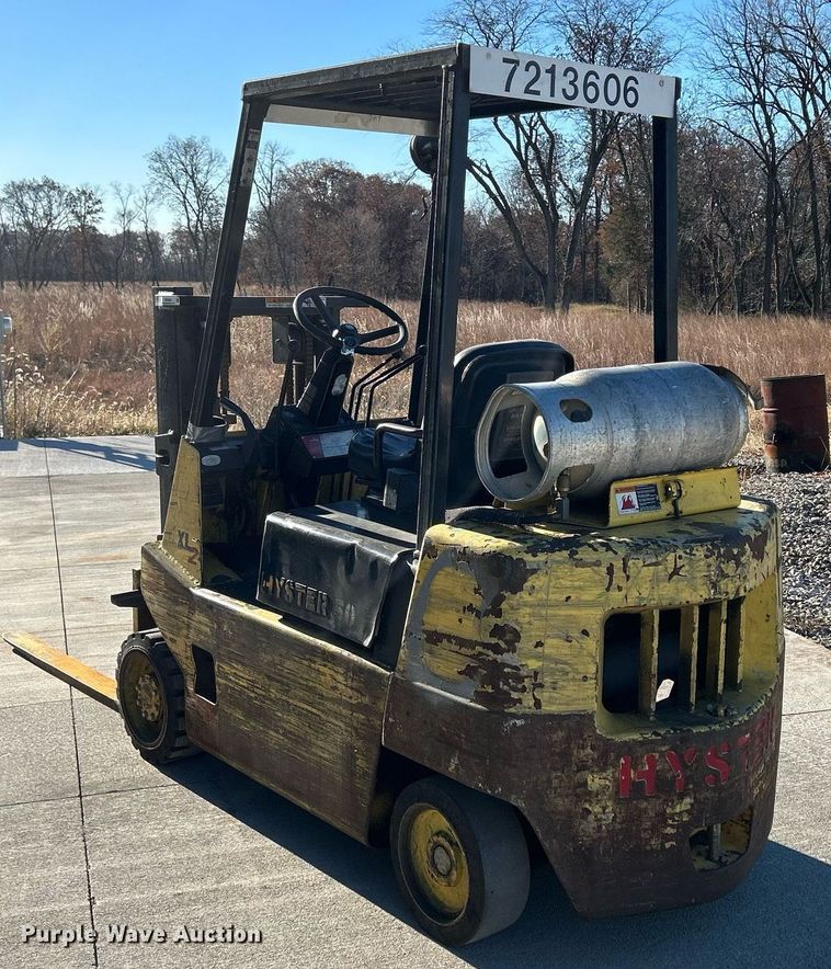 image for item MO9082 Hyster S50  forklift