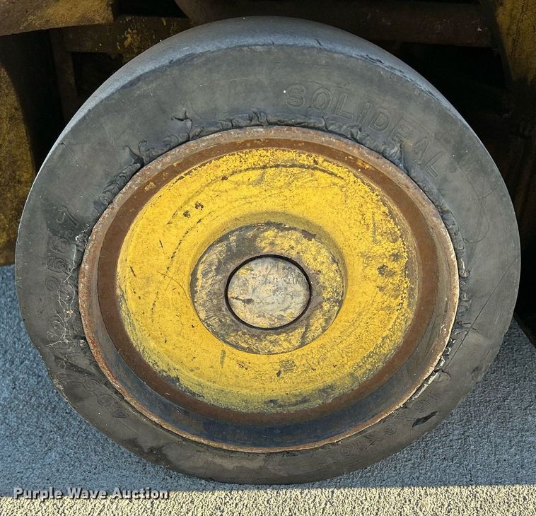 image for item MO9082 Hyster S50  forklift