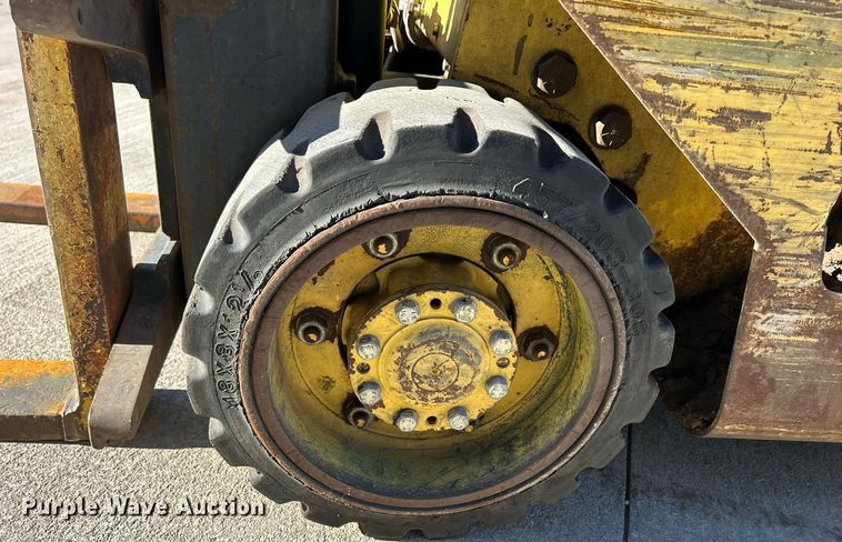 image for item MO9082 Hyster S50  forklift