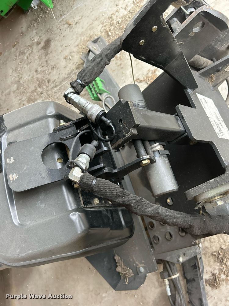 image for item MO9091 2010 John Deere 375  backhoe attachment