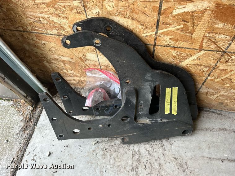 image for item MO9091 2010 John Deere 375  backhoe attachment