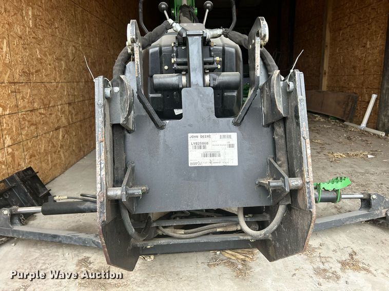 image for item MO9091 2010 John Deere 375  backhoe attachment