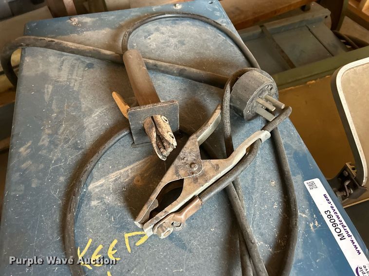 image for item MO9093 Miller Dialarc 250P-AC/DC  welder