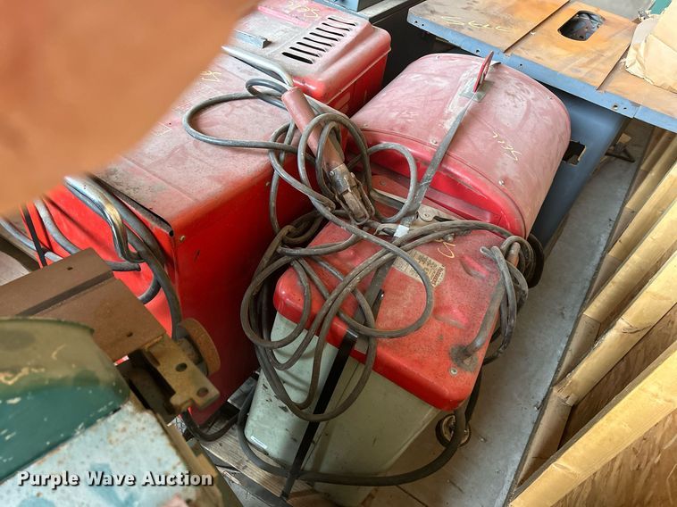 image for item MO9094 (4) welders