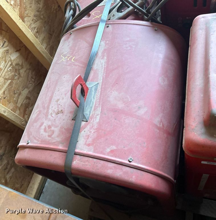 image for item MO9094 (4) welders