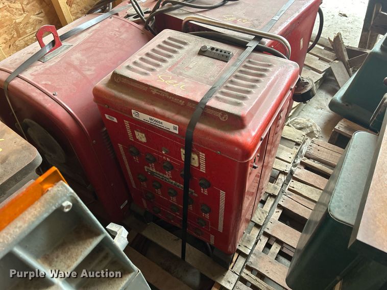 image for item MO9094 (4) welders