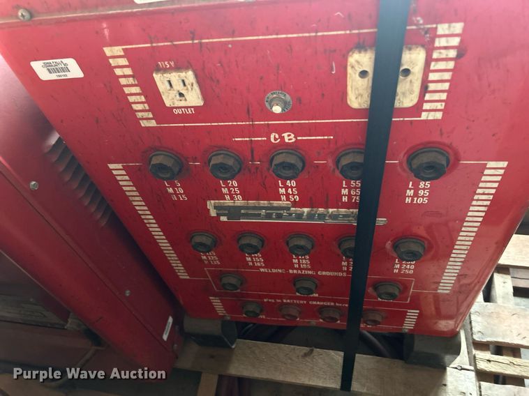 image for item MO9094 (4) welders