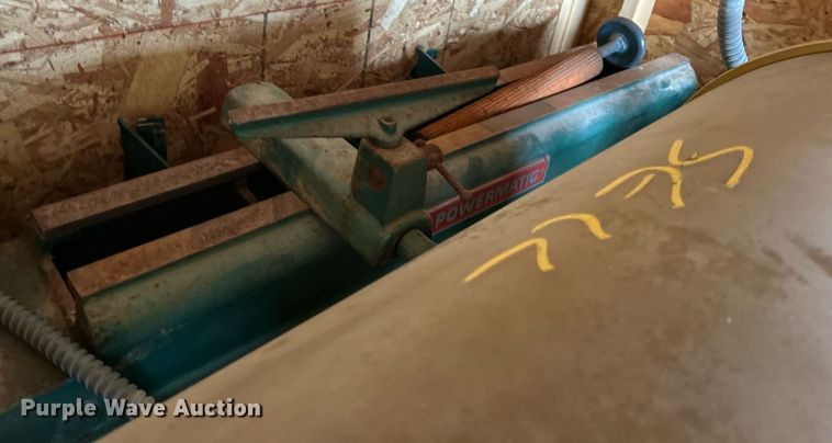 image for item MO9095 Tools