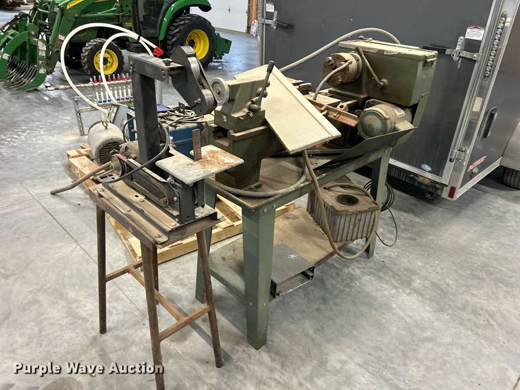 image for item MO9095 Tools