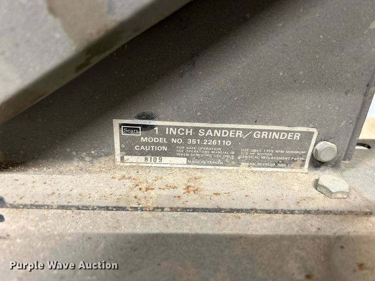 image for item MO9095 Tools