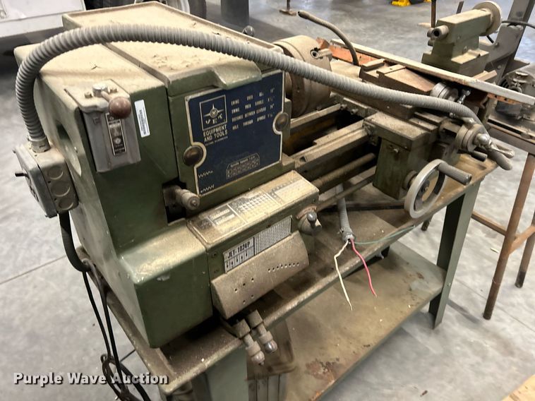 image for item MO9095 Tools