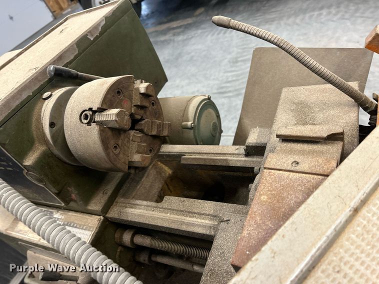 image for item MO9095 Tools