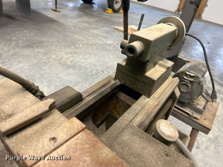 image for item MO9095 Tools