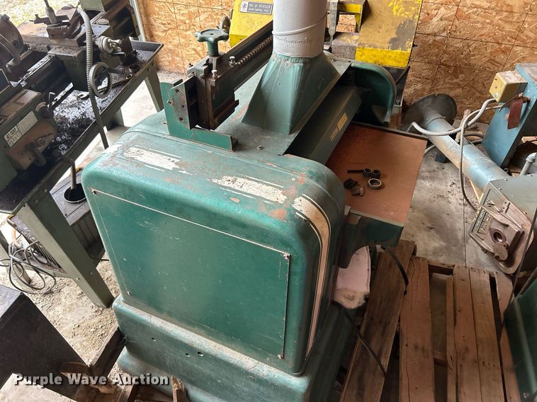 image for item MO9096 Woodworking equipment