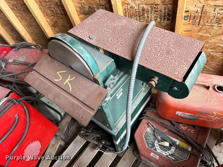 image for item MO9096 Woodworking equipment