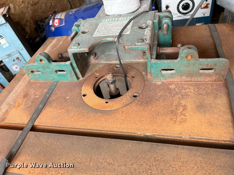 image for item MO9096 Woodworking equipment