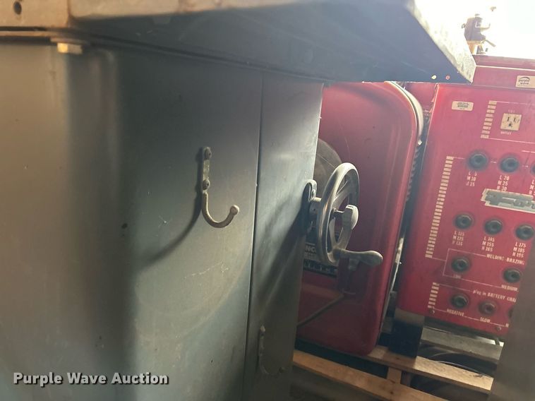 image for item MO9096 Woodworking equipment