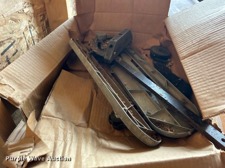 image for item MO9096 Woodworking equipment