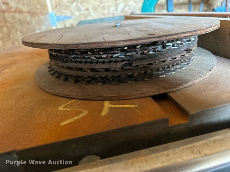 image for item MO9096 Woodworking equipment