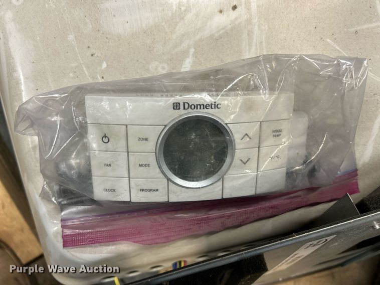 image for item MO9099 Dometic 331485000  air conditioner