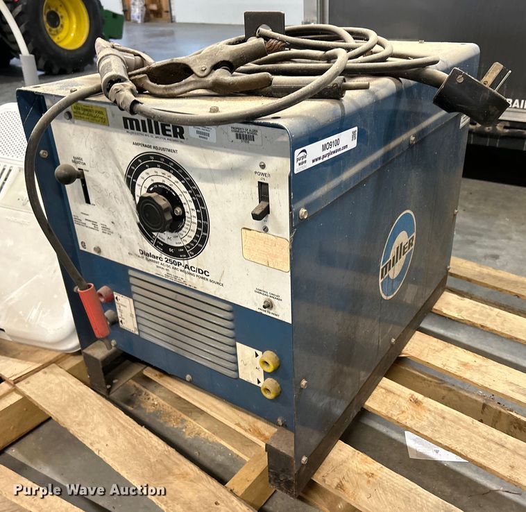 image for item MO9100 Miller Dialarc 250P-AC/DC  welder