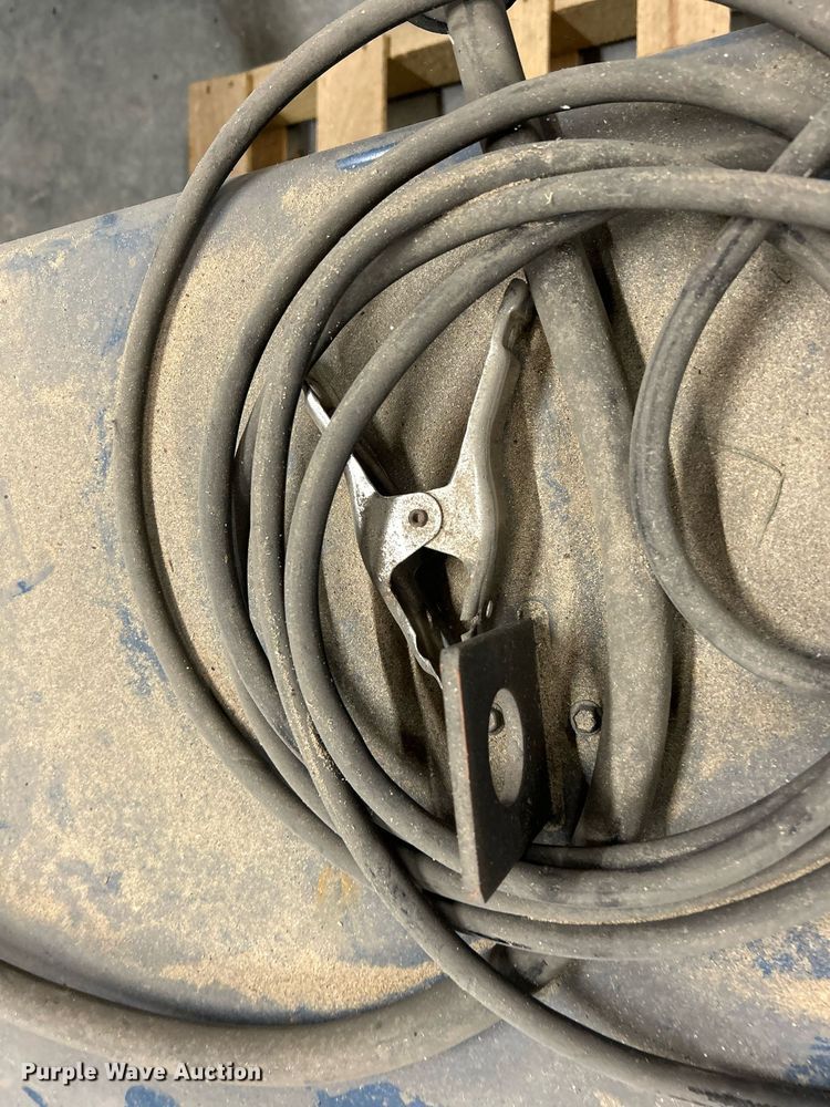 image for item MO9100 Miller Dialarc 250P-AC/DC  welder