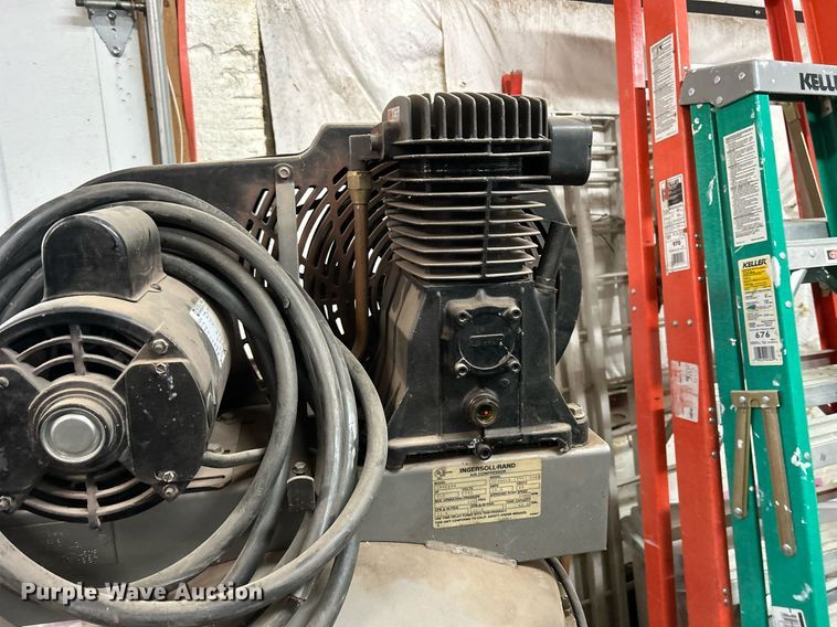 image for item MO9101 Ingersoll Rand IR5E6VA  air compressor