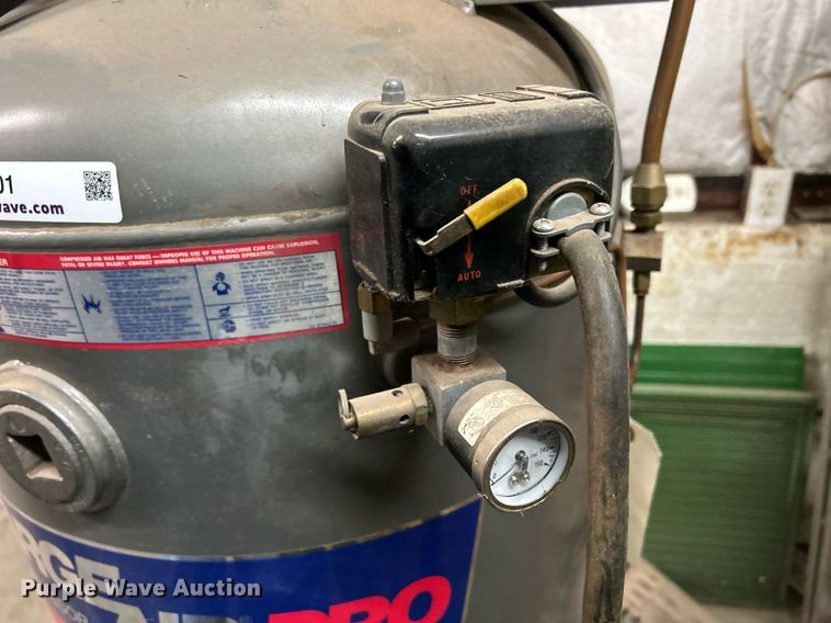 image for item MO9101 Ingersoll Rand IR5E6VA  air compressor