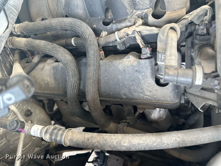 image for item MQ9531 2016 Chevrolet Silverado 1500  Crew Cab pickup truck