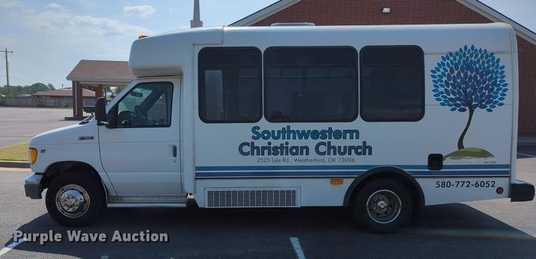 image for item MX9437 1997 Ford Econoline 350  shuttle bus