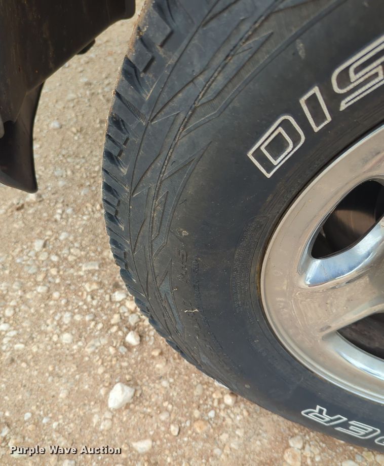 image for item MX9451 2013 Dodge  Ram 2500 Crew Cab bale bed pickup truck