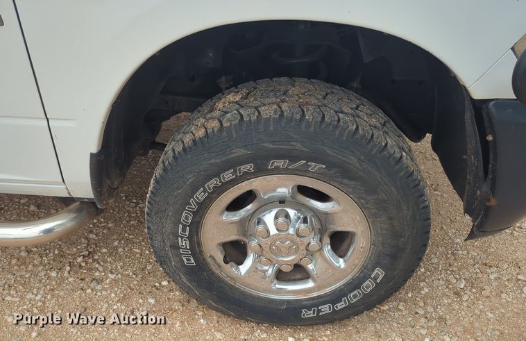 image for item MX9451 2013 Dodge  Ram 2500 Crew Cab bale bed pickup truck