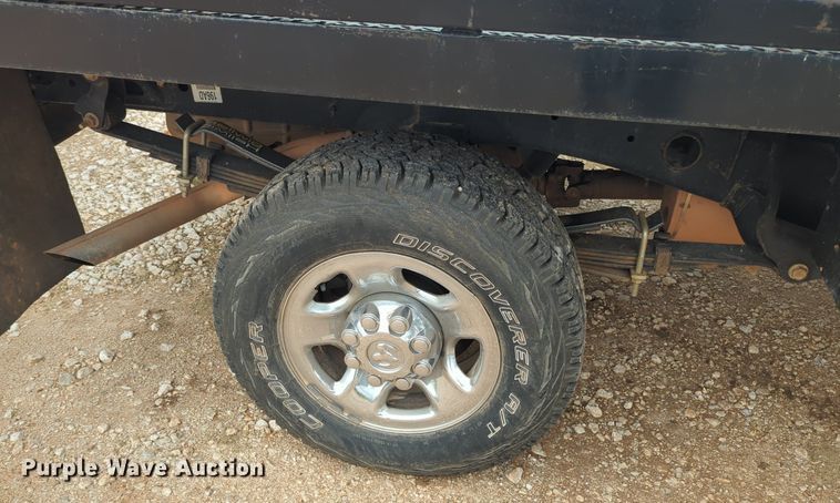 image for item MX9451 2013 Dodge  Ram 2500 Crew Cab bale bed pickup truck