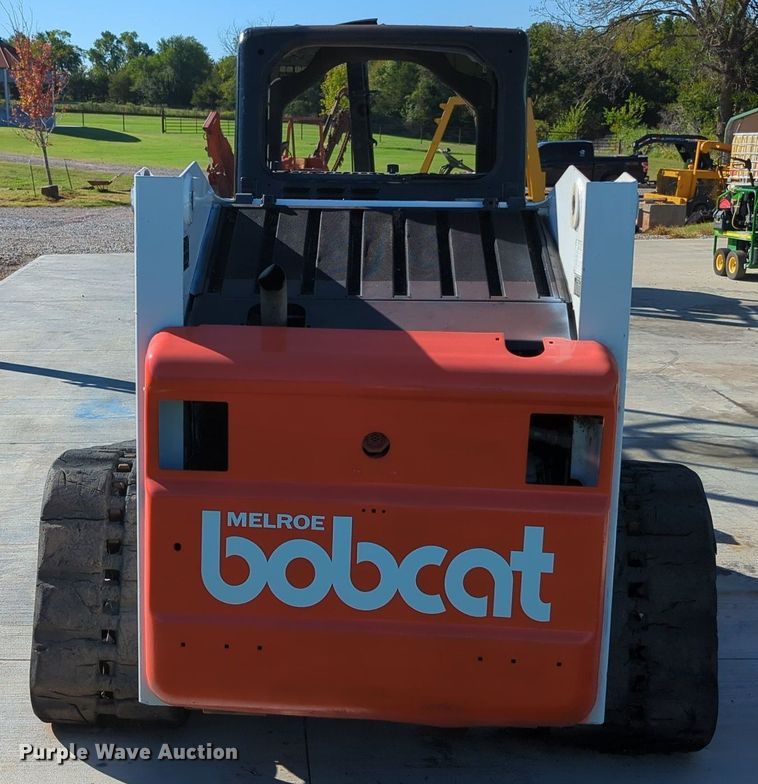 image for item MX9489 2000 Bobcat 864  tracked skid steer loader