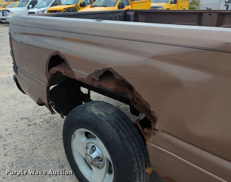 image for item MY9513 2001 Dodge Ram 1500  pickup truck