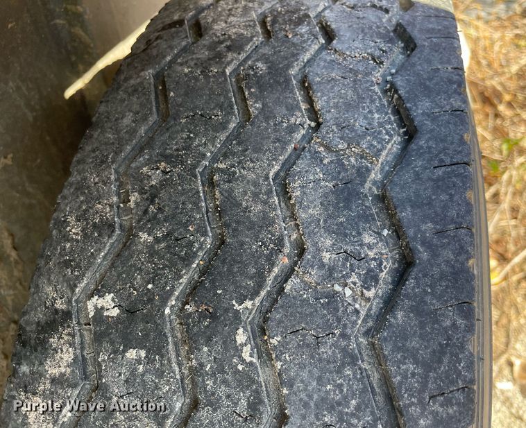 image for item NA9703 2021 Big Bend  livestock trailer