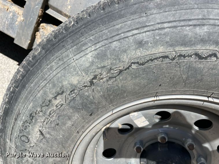 image for item NA9703 2021 Big Bend  livestock trailer